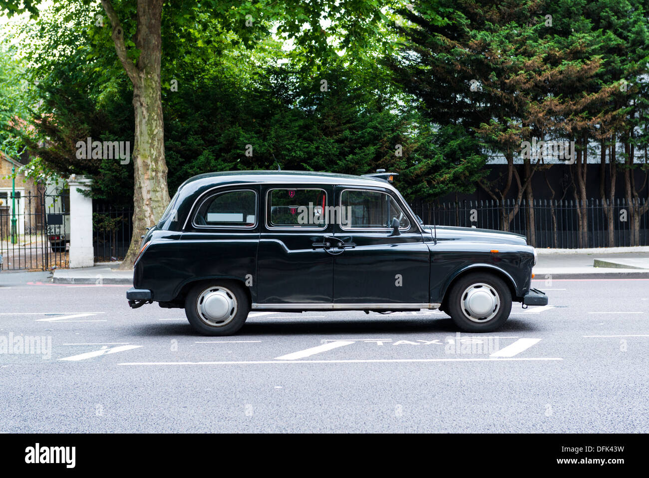 Side view of empty London black cab Stock Photo 61271277 Alamy
