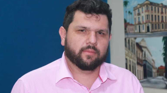 Justiça condena blogueiro por dizer que PSOL participou de facada em Bolsonaro