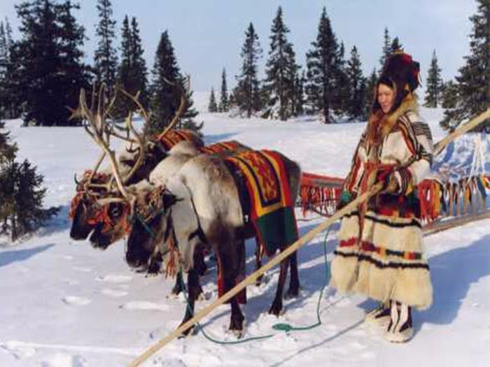 muzika_severnogo_sijanja_muzika_malochislennih_narodov_sovetskogo_severa_65_74_chuvantsi_i_chukchi_chukotsko_kamchatskaja_semja (700x525, 331Kb)