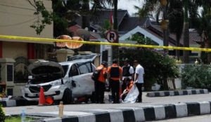 Ramadan begins in Indonesia as Muslims with swords attack police, one dead, three injured