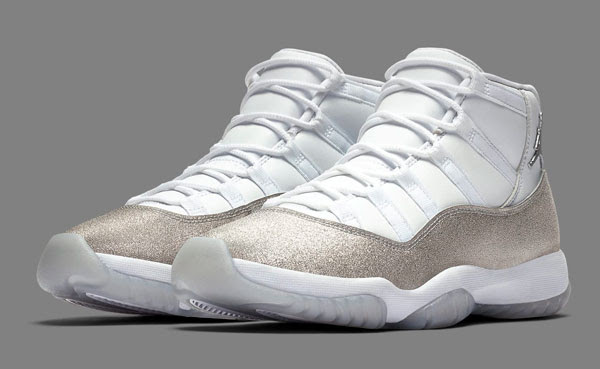 Air Jordan XI WMNS ''Metallic Silver''