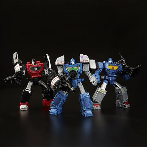 Image of Transformers Generations War for Cybertron: Siege Deluxe Refraktor 3-Pack (G1 Toy Colors)