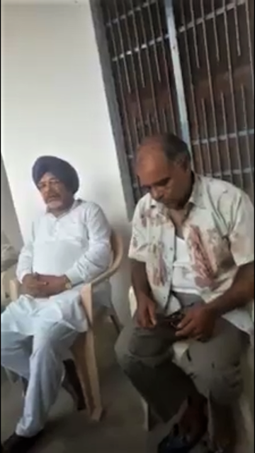  Pastor Mathai Varghese at police station after beating, kidnapping in Rajasthan, India. (Morning Star News)