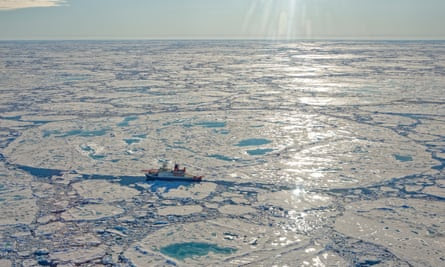 Les chercheurs craignent que les découvertes de la mer de
        Laptev puissent signaler qu'une nouvelle boucle de rétroaction
        climatique a été déclenchée.