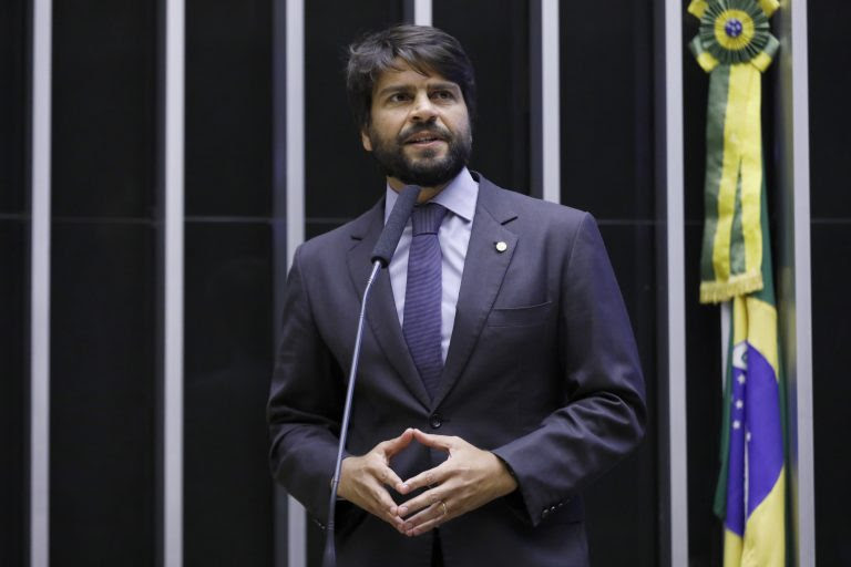 Ordem do dia para votação de propostas. Dep. Pedro Paulo (DEM - RJ)