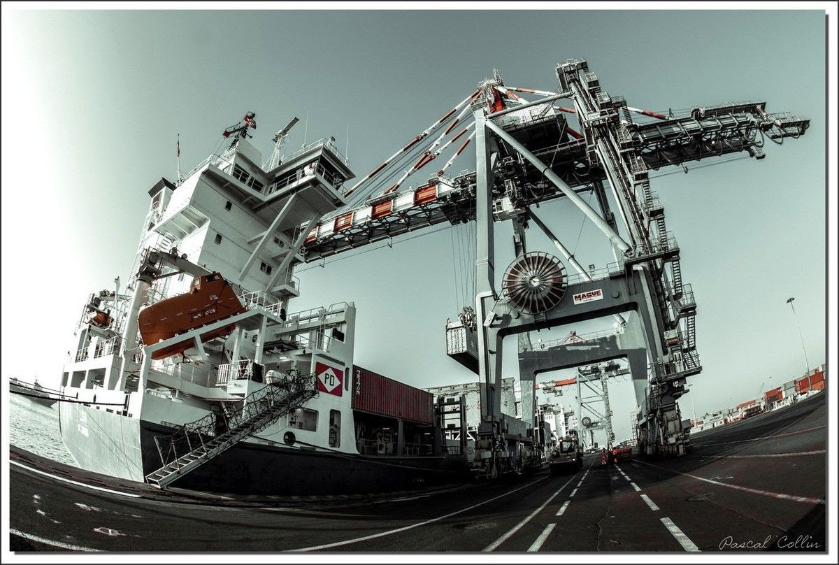 Infos - les Ports, et Infrastuctures maritimes Ob_b0876c_lisa-t9154