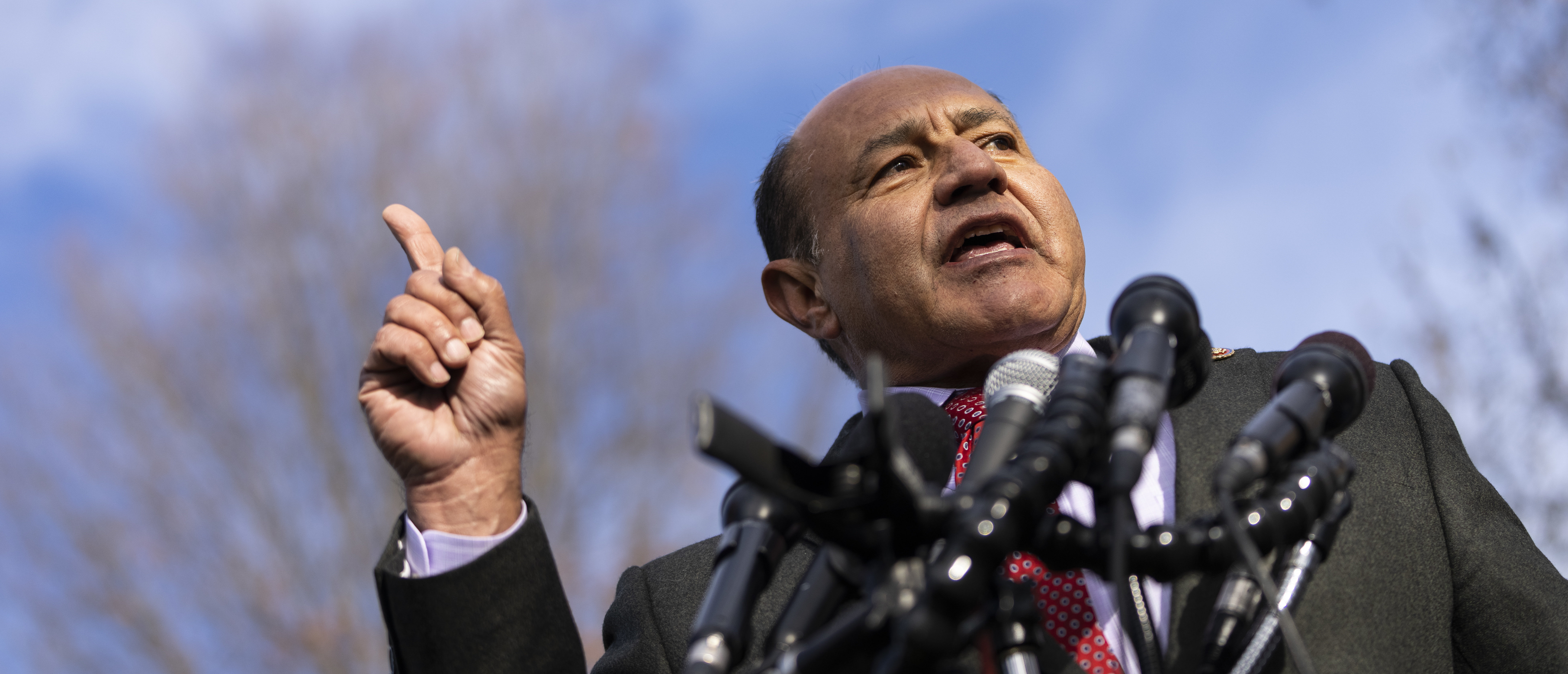 Rep. Correa Drags Jamal Simmons Over Tweet About ICE Deporting Illegal Immigrants