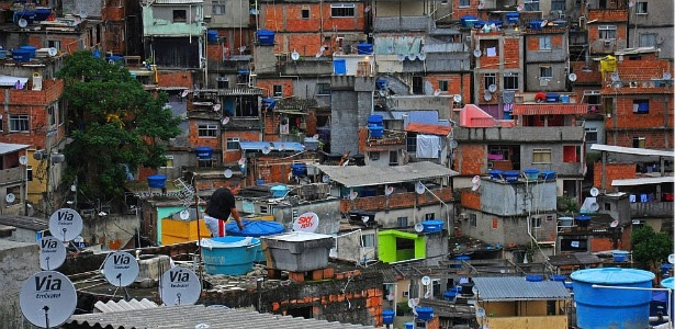 Vista da Favela da Rocinha, a maior do Rio de Janeiro 
