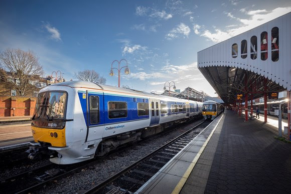 Chiltern Railways warn customers of busy trains between Oxford and London