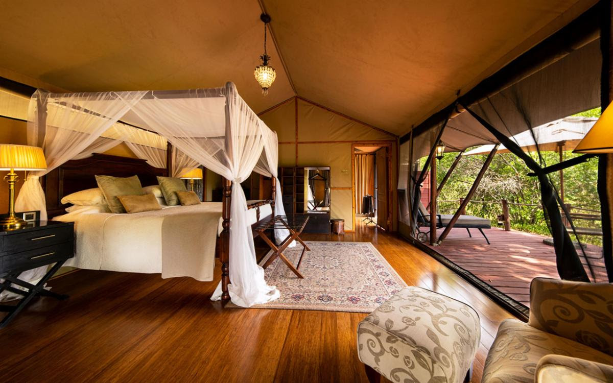 Sand-River-Luxury-Tent-interior-Double.jpg