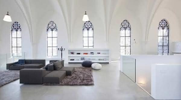 casa em antiga igreja casas mais criativas
