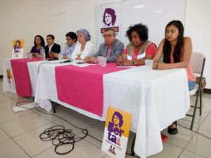 Laura Zúniga Cáceres, primera a la derecha,durante la conderenia de prensa convocada el 6 de septiembre del 2018, por la Coalición Contra la Impunidad.