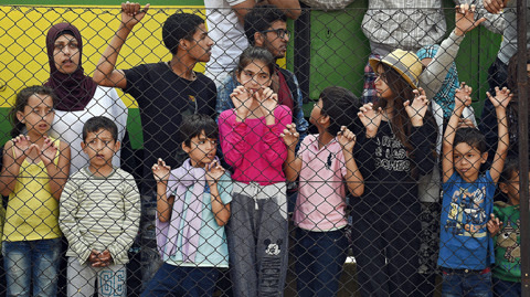 La situación de los migrantes es bien difícil y su futuro confuso. Foto: EFE