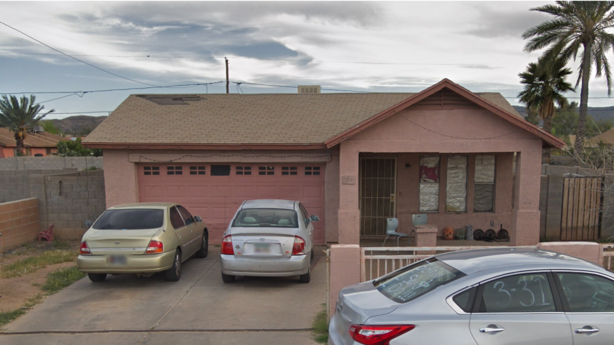 2841 E Chipman Rd Phoenix, AZ 85040 wholesale house listing