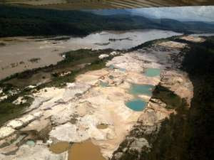 La minería ilegal ha arrasado las tierras de indígenas amazónicos de Venezuela.