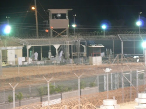 Campo Delta. Algunos detenidos tienen acceso a espacios más abiertos, con momentos para recreación y oración.