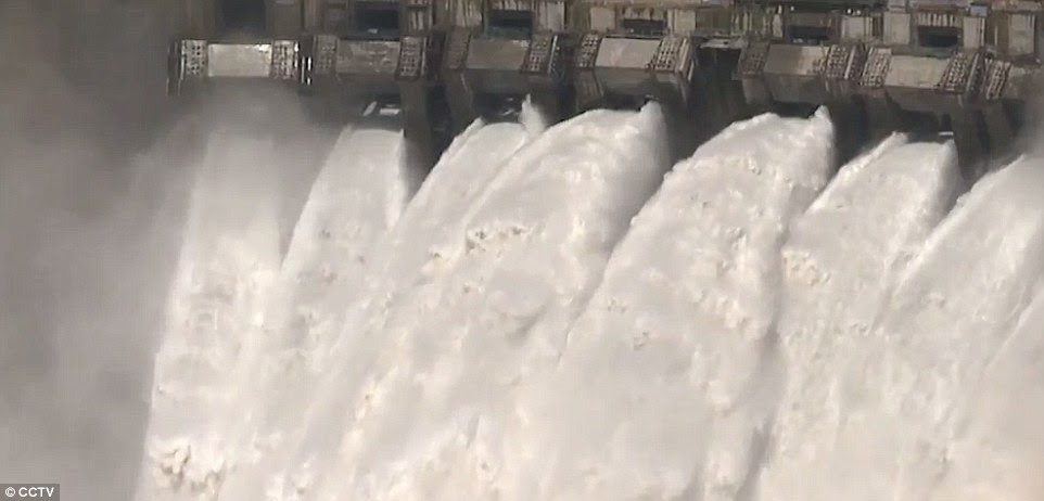 Despite viewing it from a distance, this footage demonstrates the magnificent force of one of the world's most powerful dams