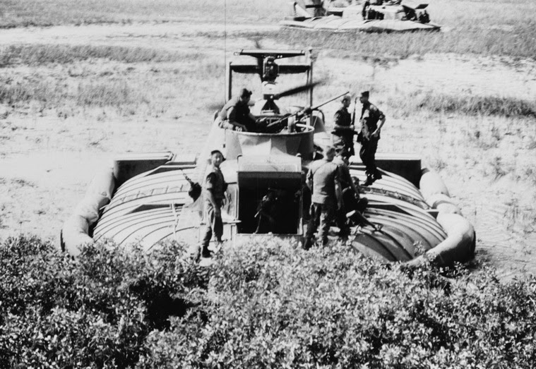 US NAVY PACV AT MOC HOA