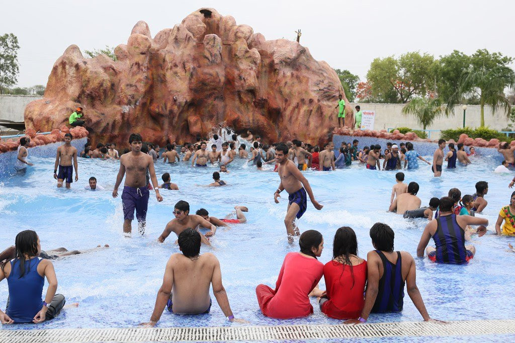 Crescent Water Park Sehore / Indore Entry fee/address photos videos