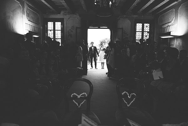 Entrata degli sposi nella sala civile | Matrimonio anni 50