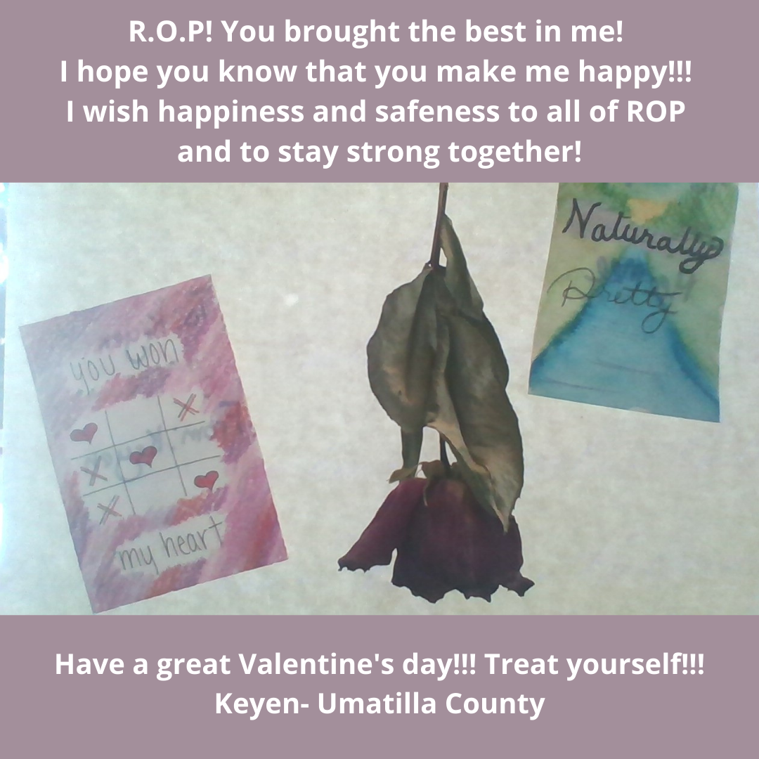 una rosa seca y dos tarjetas de San Valentín de Keyen en el condado de Umatilla con texto en la leyenda
