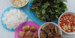 Hanoi private food tour by Vietnam tour company