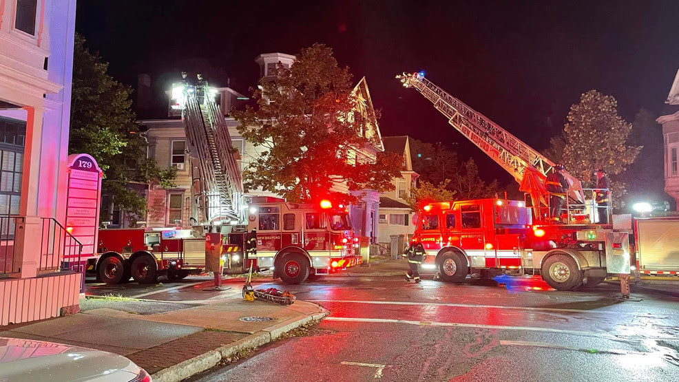  New Bedford fire displaces 10 tenants