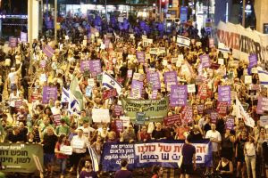 Thousands of Israelis protesting against the passage of the nation-state bill
