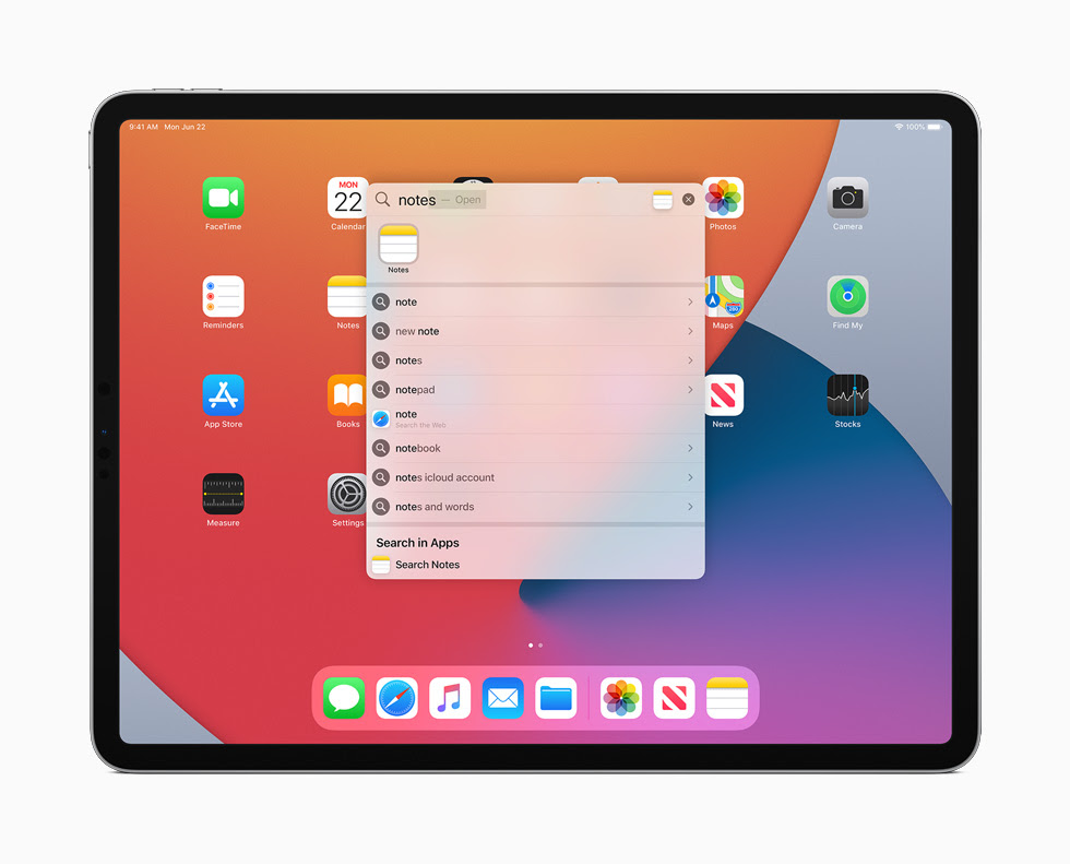 iPad Pro 顯示 iPadOS 14 的全新「搜尋」視窗。