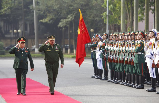 Đề nghị tập trận chung Nga - Việt Nam: quyết định bất hợp lý, gây ngạc nhiên