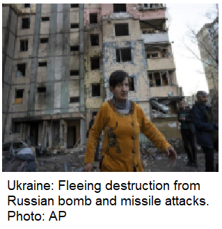 Ukraine fleeing destruction2.png