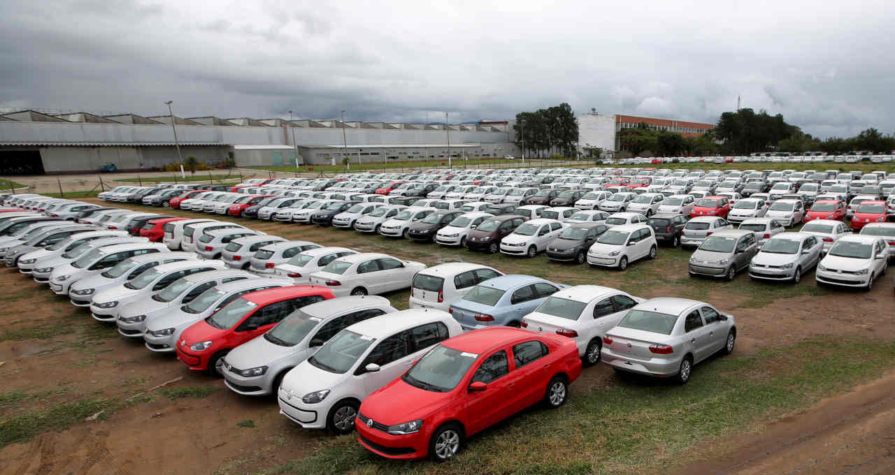 Carros populares: Governo Lula deve oferecer bônus aos compradores; entenda