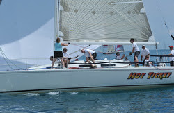 J/120 Hot Ticket sailing Bayview Mac
