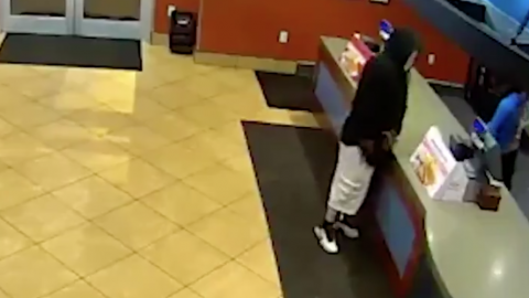 WATCH: Married Off-Duty Cops Thwart Armed Robbery At a Kentucky Fast Food Joint