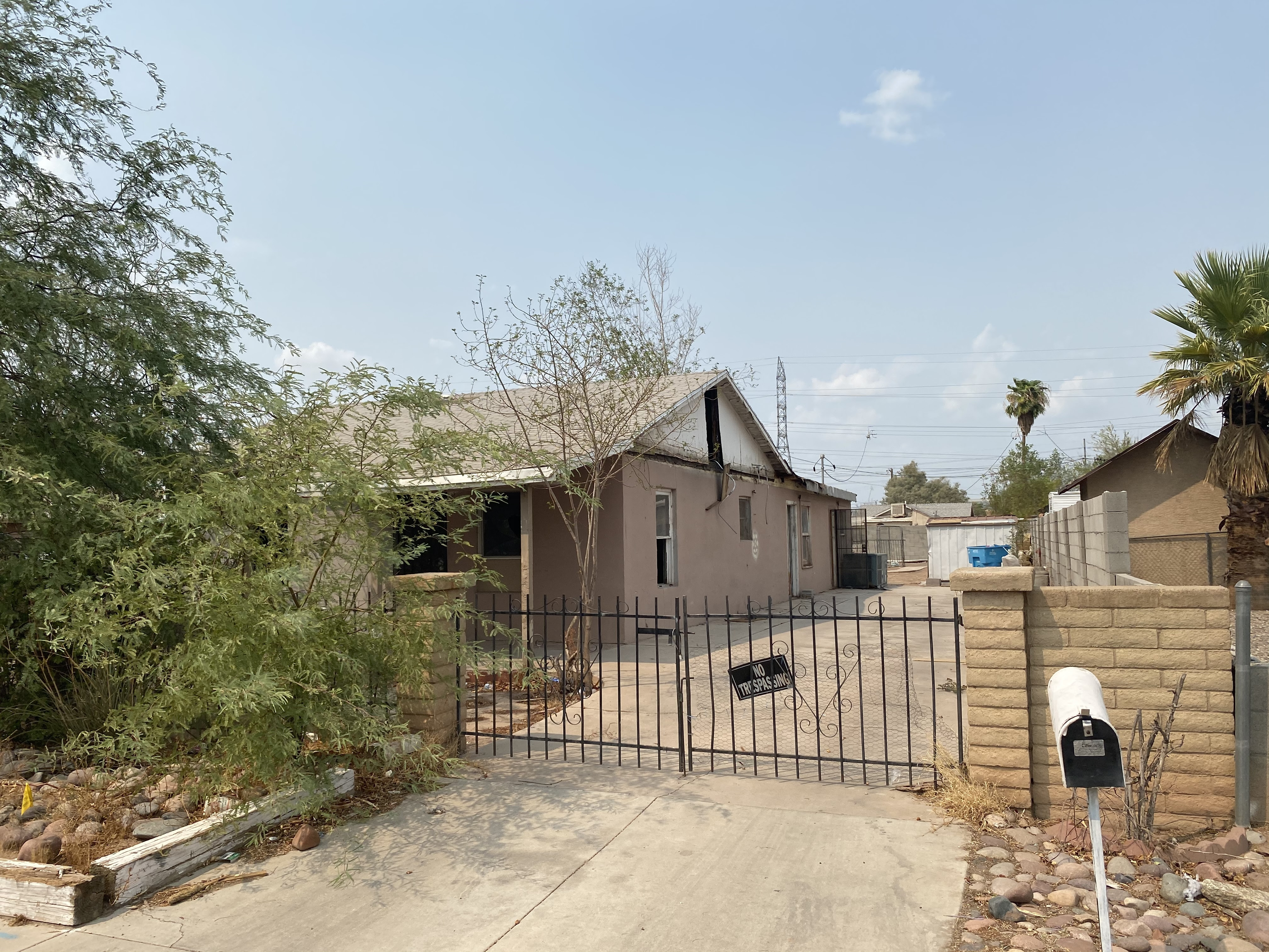 2206 W Tonto St Phoenix, AZ 85009 wholesale property listing
