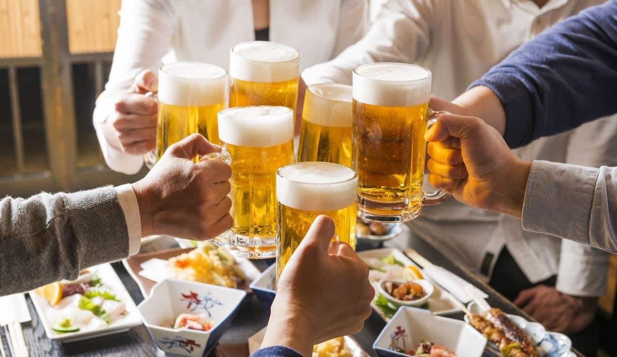 Bạn đang tự rút ngắn tuổi thọ của mình nếu có 12 thói quen xấu sau