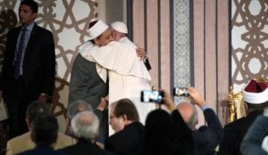 Interfaith Dialogue: Grand Imam of Al-Azhar Plays the Pope Like a Cheap Fiddle