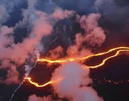 Hawaii Volcano Reaches Geothermal Plant On Big Island of Hawaii - National Guard Involved (Video)