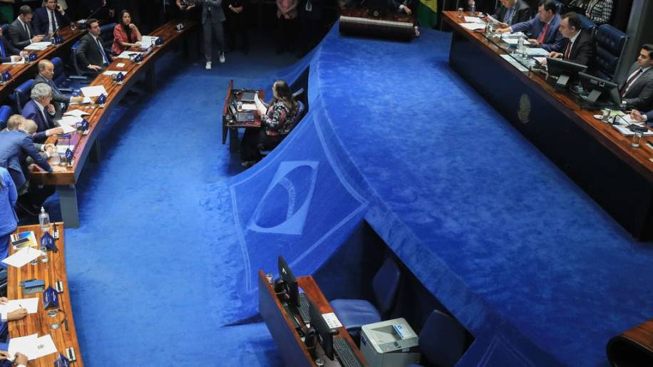 Senado aprova PL que institui Desenrola para manter cronograma de renegociação de dívidas