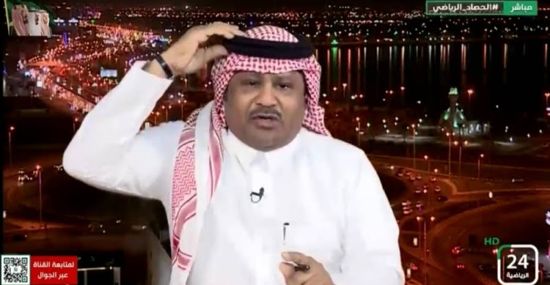 بالفيديو: العمري يرفع العقال على الهواء لإدارة النصر لهذا السبب