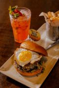 Hard Rock Cafe Curitiba apresenta o Messi Burger
