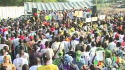 Un rassemblement du Mouvement pour la Renaissance du Cameroun (MRC) à Maroua, le 1er octobre 2018. (VOA/ME Kindzeka)