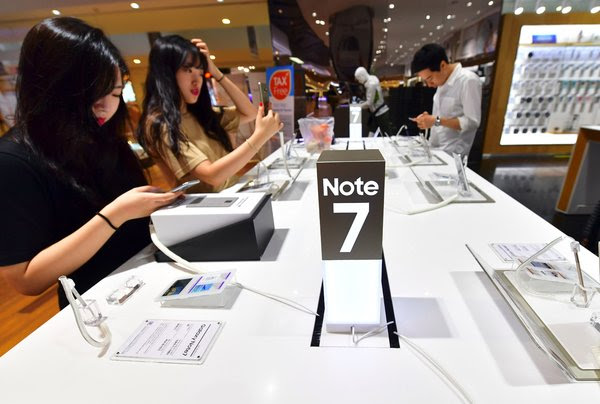 Samsung has killed off its Galaxy Note 7 smartphone after reports of phones overheating and even bursting into flames.