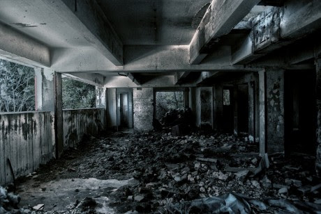 Retail Meltdown — Retail Ghost Towns