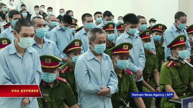 Vụ Đồng Tâm: 2 án tử hình, 1 án chung thân, gia đình ông Kình ‘sẽ kháng cáo’ Vụ Đồng Tâm: 2 án tử hình, 1 án chung thân, gia đình ông Kình ‘sẽ kháng cáo’
