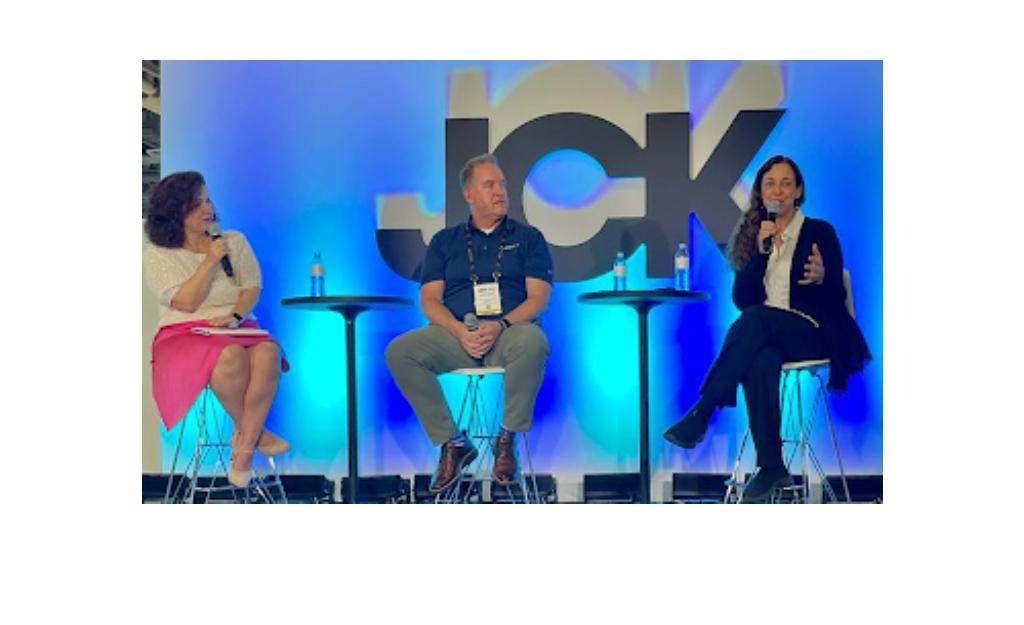 Syte CEO Vered Levy-Ron taking part in the JCK panel talk