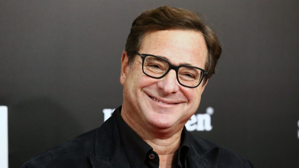 ‘Full House’ Co-Stars, Twitter Users React To Bob Saget’s Death