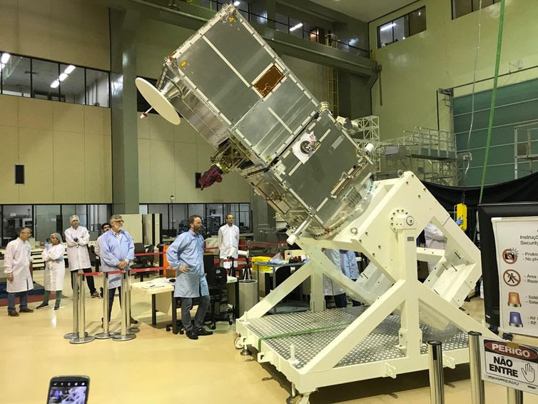 INPE - Instituto Nacional de Pesquisas Espaciais Amazonia 1, satélite de Observação da Terra .