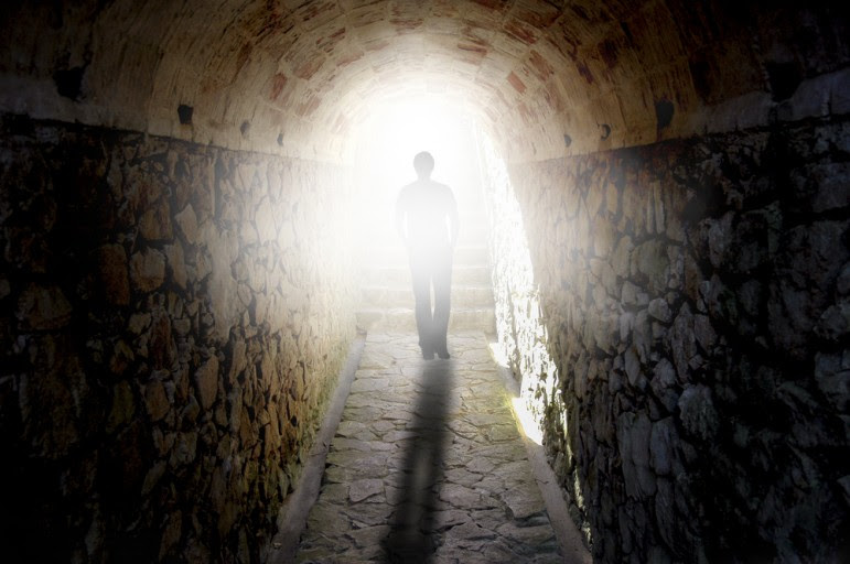 Extraordinary! Jewish Teen Has a Prophetic Revelation of The Future In His Near Death Experience—You Won’t Believe What He Saw 