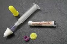 Naloxone syringe